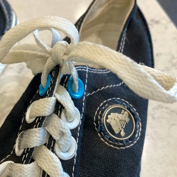 Crocs black and white shoes - Picture 3 of 10